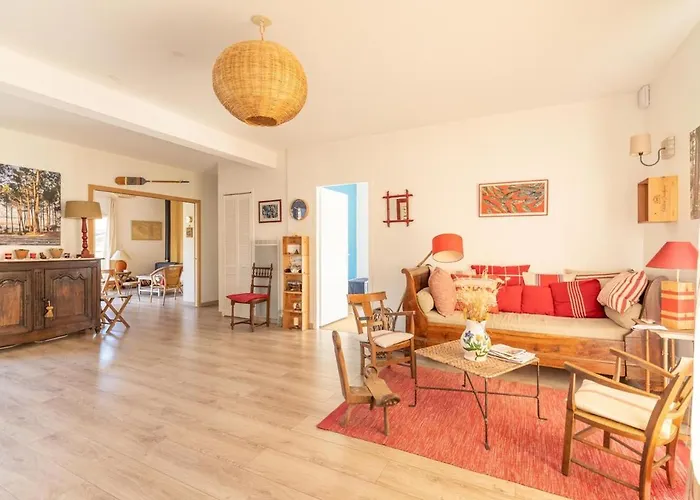 Typique Avec A Pied Willa