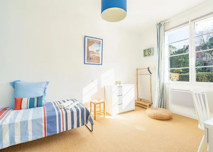 ヴィラ Typique Avec A Pied アルカション